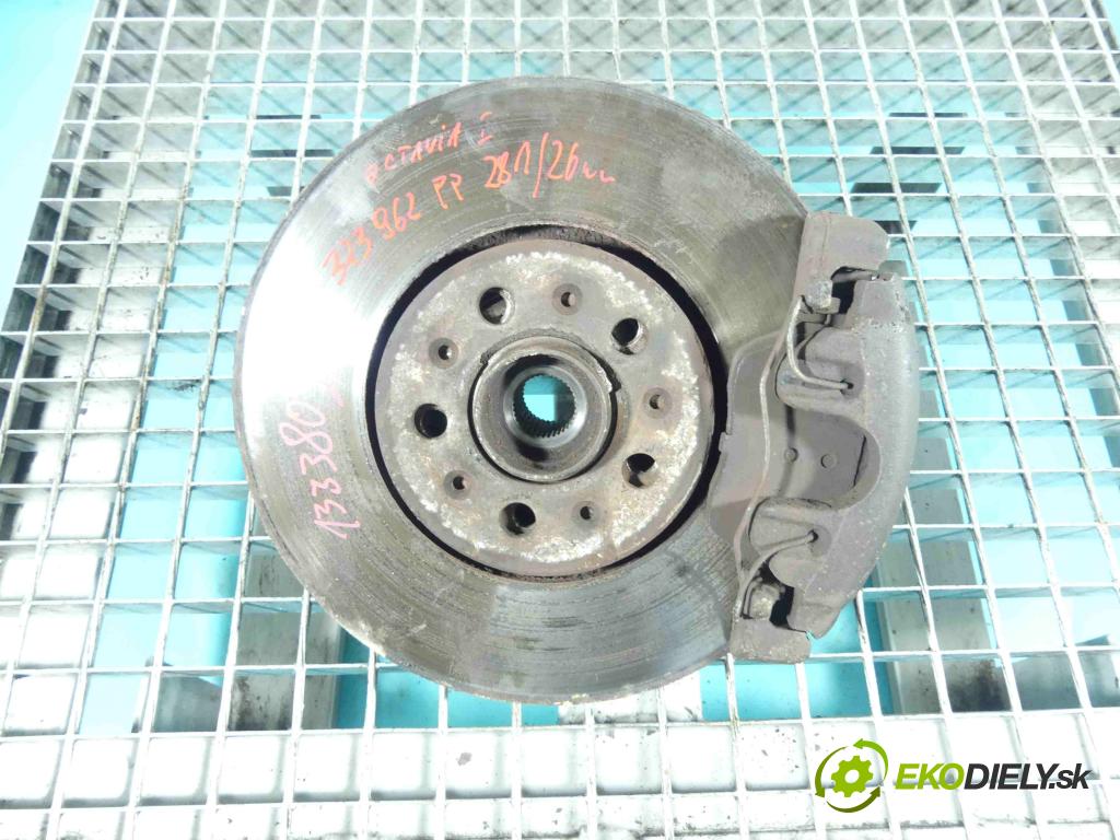 Skoda Octavia I 1996-2010 1.8 T 150 HP manual 110 kW 1781 cm3 5- náboj pravé  (Náboje)