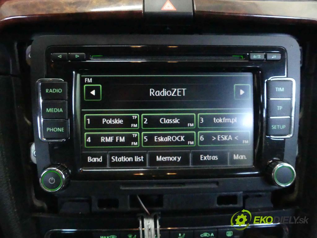 Skoda Superb II 2008-2015 2.0 tdi 170 HP automatic 125 kW 1968 cm3 4- Radio originál 3T0035156B