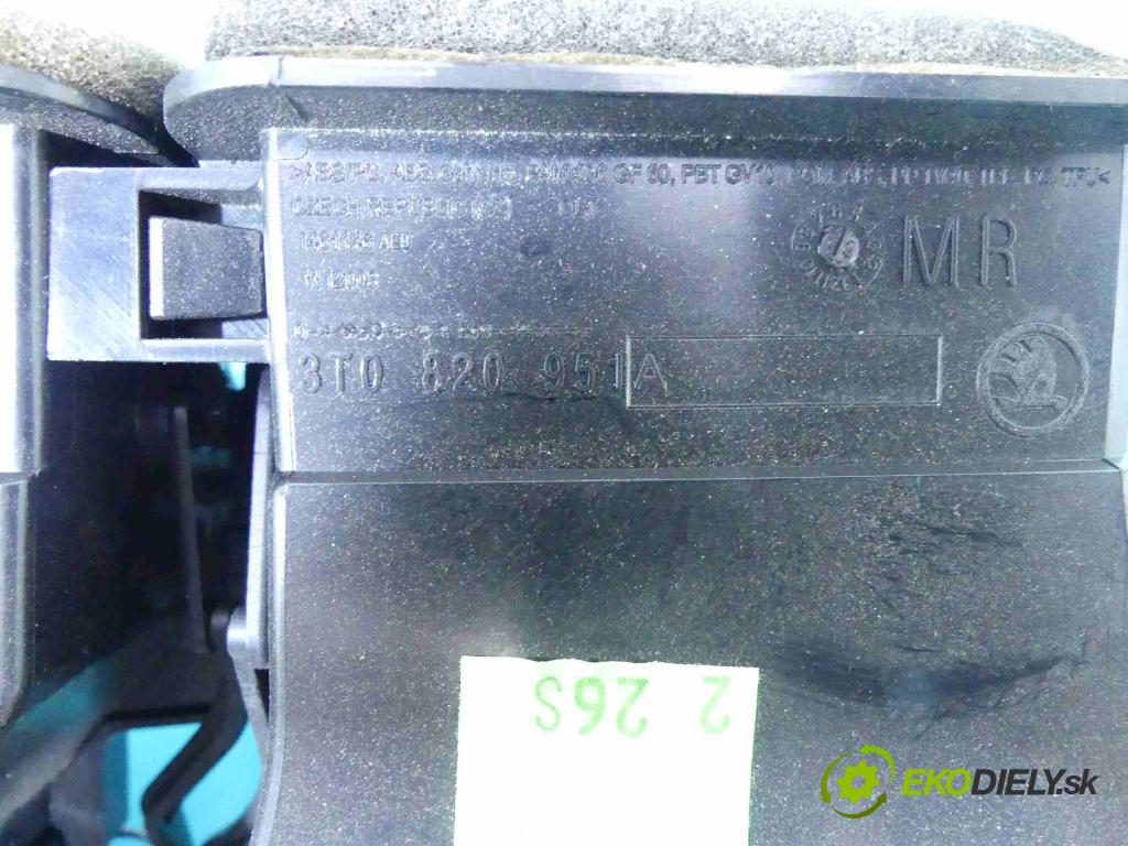 Skoda Superb II 2008-2015 2.0 tdi 170 HP automatic 125 kW 1968 cm3 4- Mřížka: kúrenia stredová 3T0819701 (Mriežky kúrenia (fukáre))