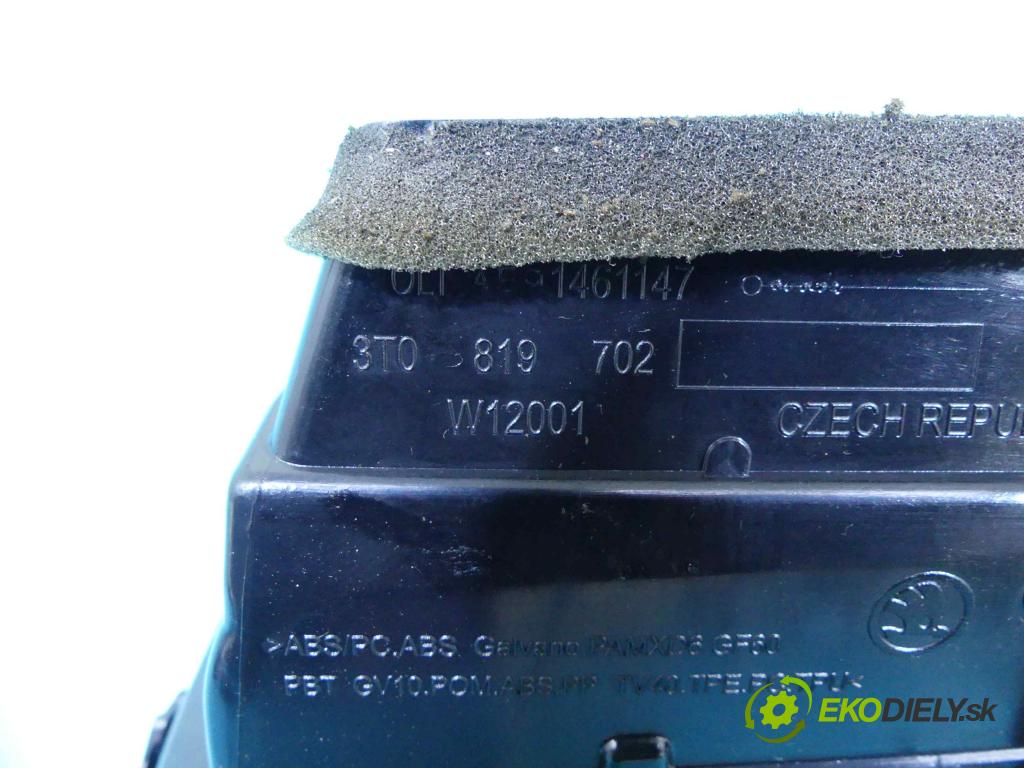 Skoda Superb II 2008-2015 2.0 tdi 170 HP automatic 125 kW 1968 cm3 4- Mřížka: kúrenia stredová 3T0819701 (Mriežky kúrenia (fukáre))