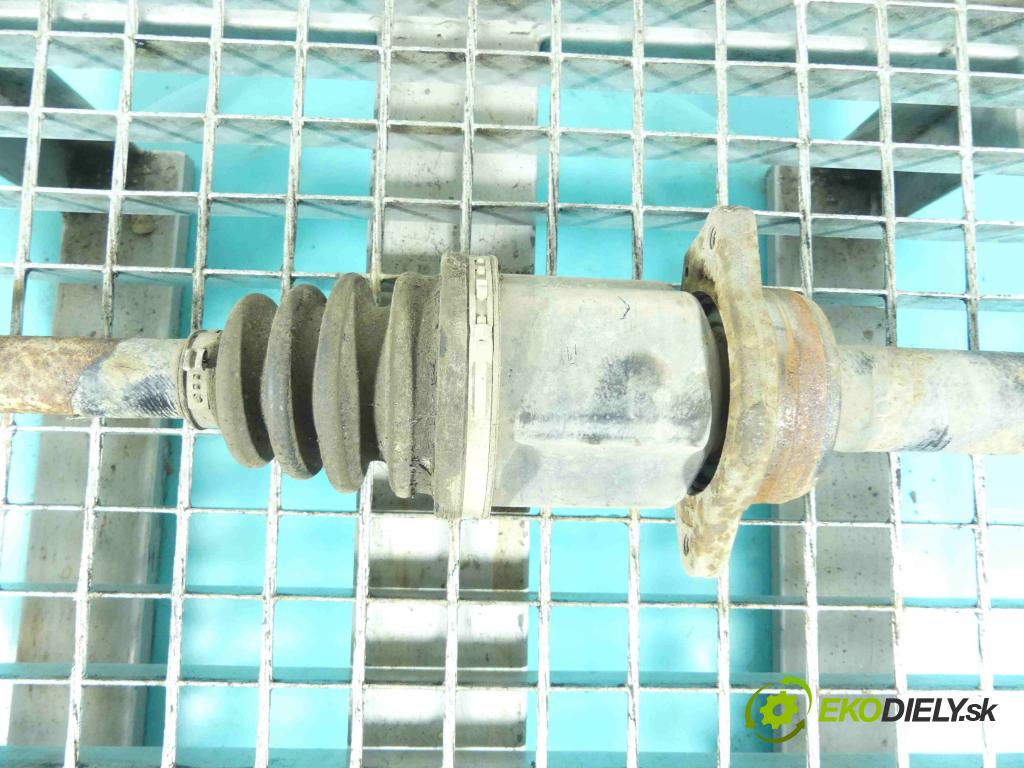 Toyota Verso 2009-2018 2.0 D4D 126 HP manual 93 kW 1998 cm3 5- poloos pravé  (Poloosy)