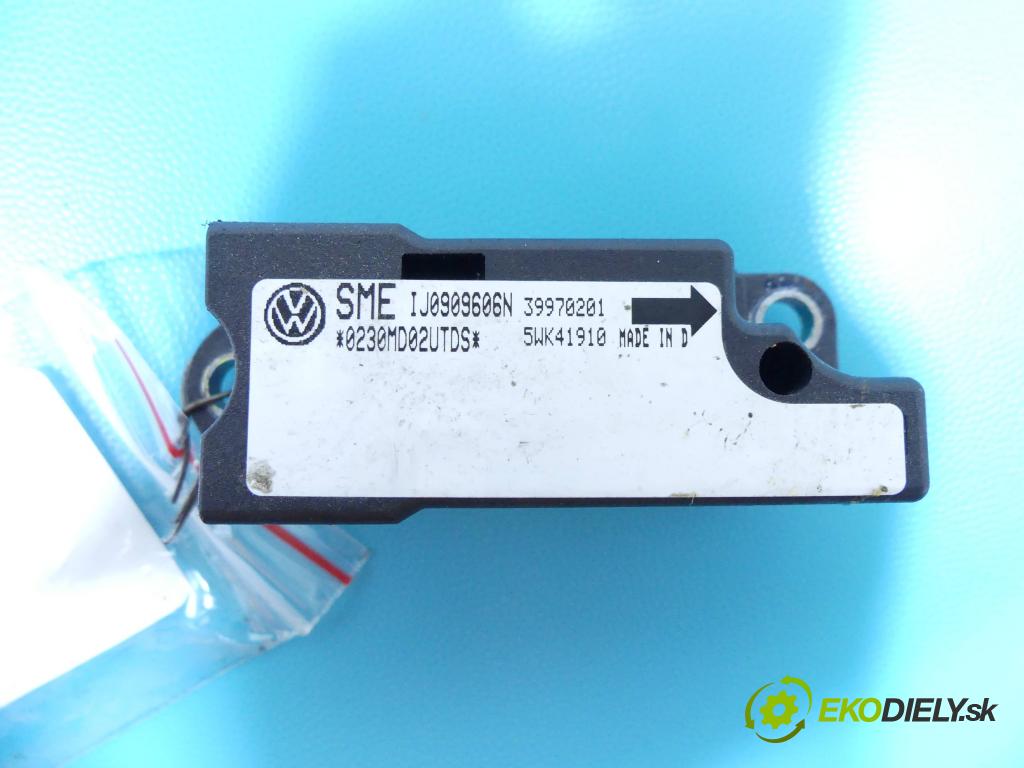 Vw Passat B5 1995-2005 1.9 tdi 90 HP manual 66 kW 1896 cm3 5- snímač šokovat: 5WK41910 (Snímače nárazu)