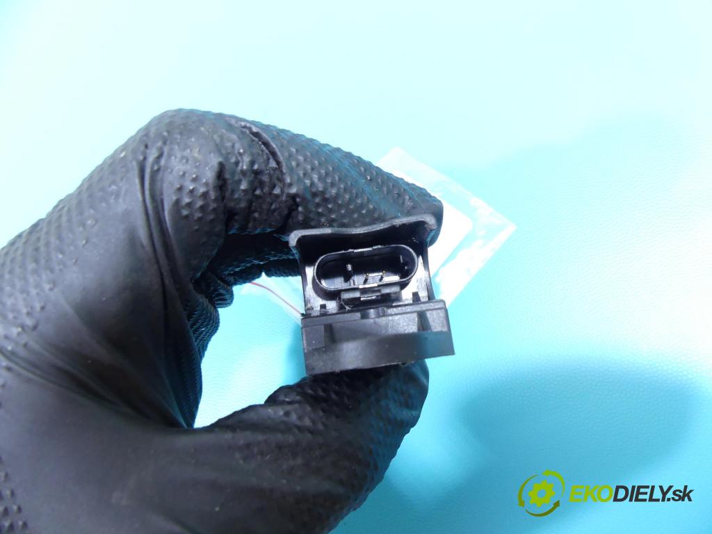 Vw Passat B5 1995-2005 1.9 tdi 90 HP manual 66 kW 1896 cm3 5- snímač šokovat: 1J0909606N (Snímače nárazu)