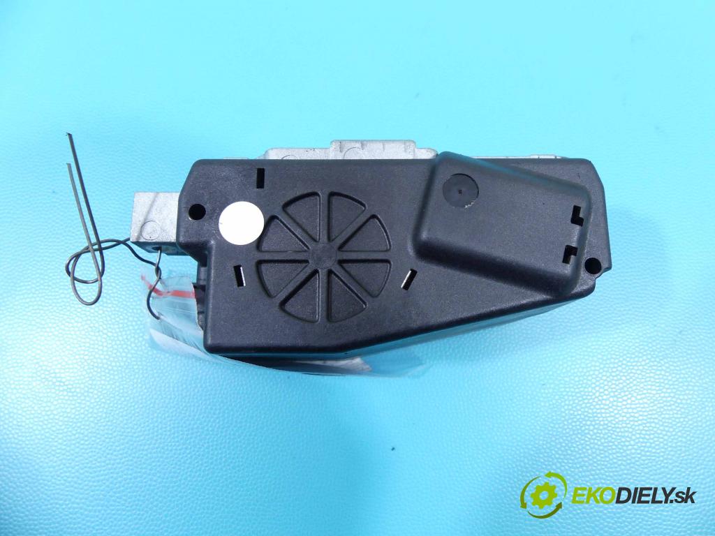 Vw Touareg II 2010-2018 3.0 tdi 245KM automatic 180 kW 2999 cm3 5- Blokáda: řízení: 4H0905852B (Ostatné)