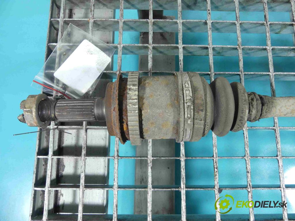 Honda CR-V I 1995-2001 2.0 16v 147 HP automatic 108 kW 1973 cm3 5- poloos ľavé  (Poloosy)