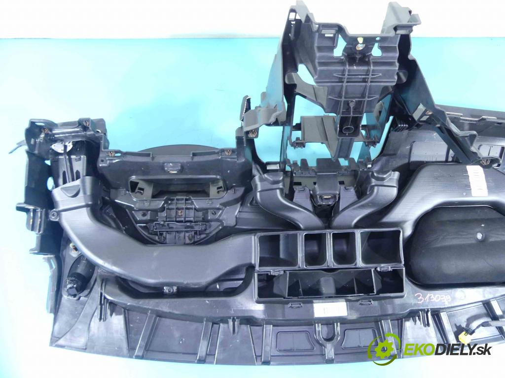 Opel Astra IV 2009-2015 1.7 cdti 110 HP manual 81 kW 1686 cm3 5- kokpit,pristrojová doska rozdeľovacia