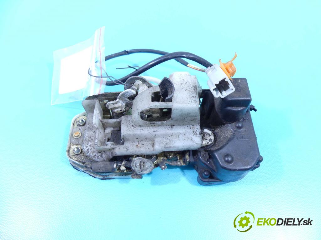 Honda CR-V I 1995-2001 2.0 16v 147 hp automatic 108 kW 1973 cm3 5- zámek zadní pravý