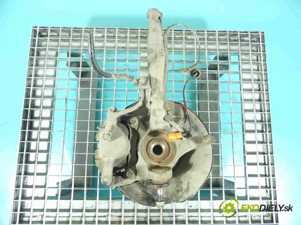 Honda CR-V I 1995-2001 2.0 16v 147 HP automatic 108 kW 1973 cm3 5- náboj pravé  (Náboje)