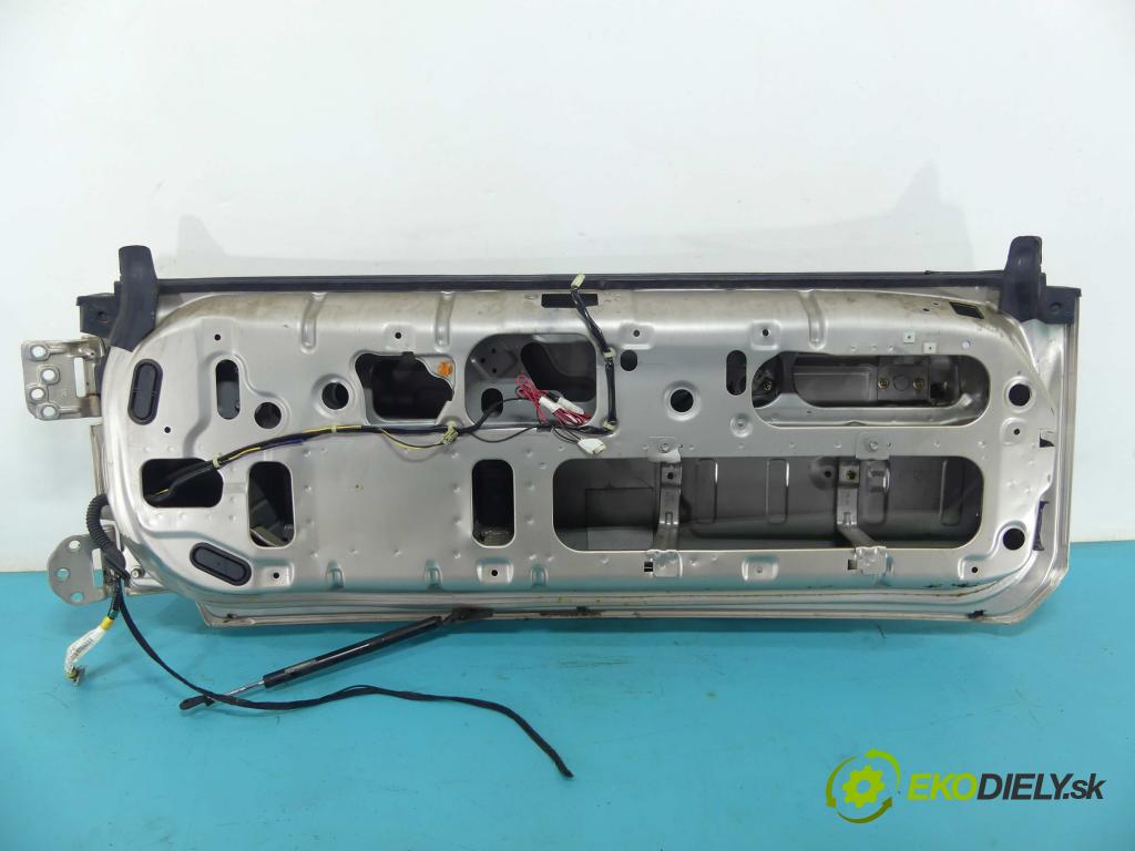 Honda CR-V I 1995-2001 2.0 16v 147 hp automatic 108 kW 1973 cm3 5- zadní kufrové dveře  (Zadní kapoty)