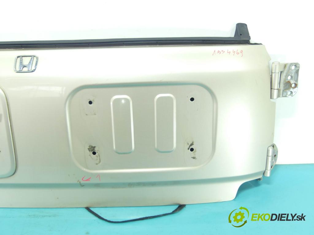 Honda CR-V I 1995-2001 2.0 16v 147 hp automatic 108 kW 1973 cm3 5- zadní kufrové dveře  (Zadní kapoty)