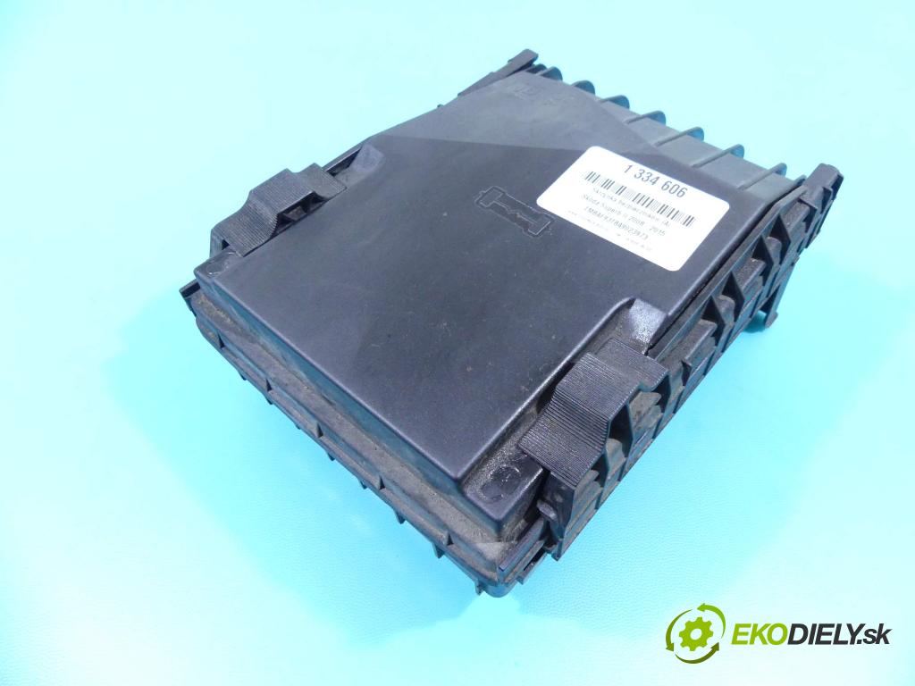 Skoda Superb II 2008-2015 2.0 tdi 170 hp automatic 125 kW 1968 cm3 4- skříňka pojistková 1K0937118 (Pojistkové skříňky)