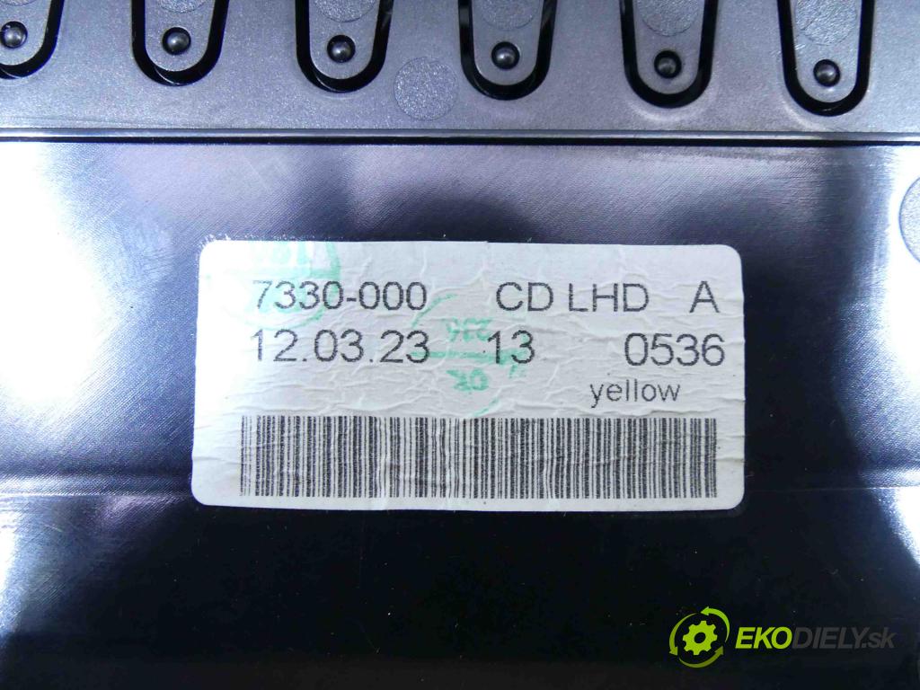 Volvo V60 I 2010-2018 2.0 D3 163 HP automatic 120 kW 1984 cm3 5- Mřížka: kúrenia stredová 30791699 (Mriežky kúrenia (fukáre))