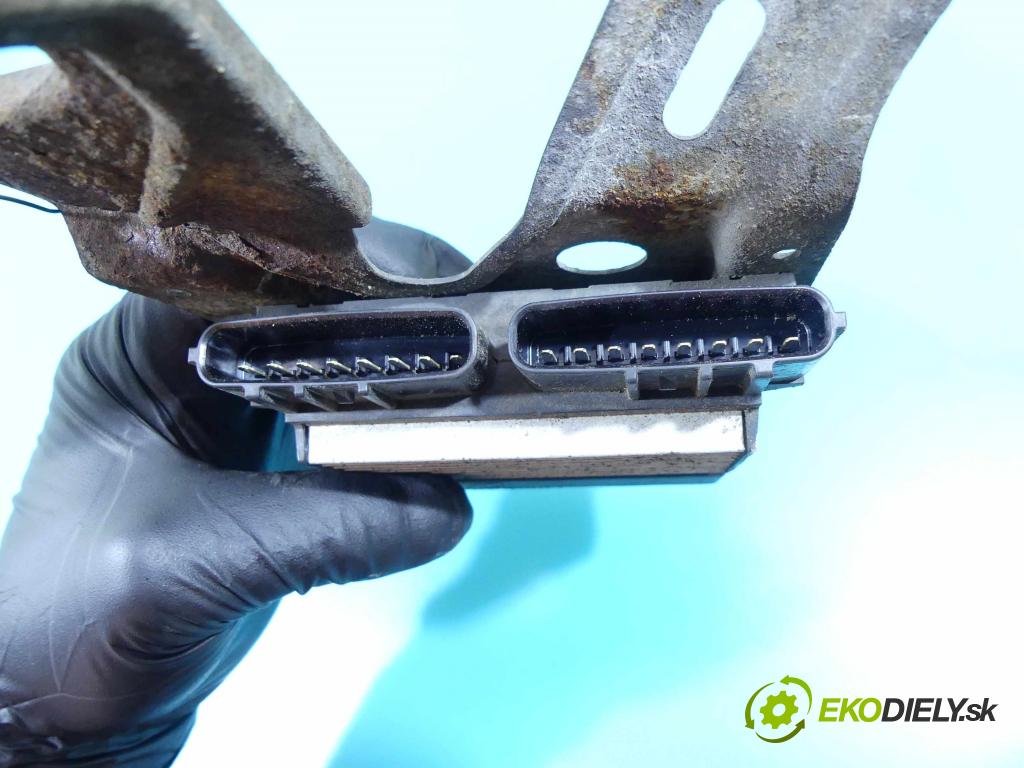 Toyota Auris I 2006-2013 2.0 D4D 126 HP manual 93 kW 1998 cm3 5- modul riadiaca jednotka 89871-71010 (Ostatné)