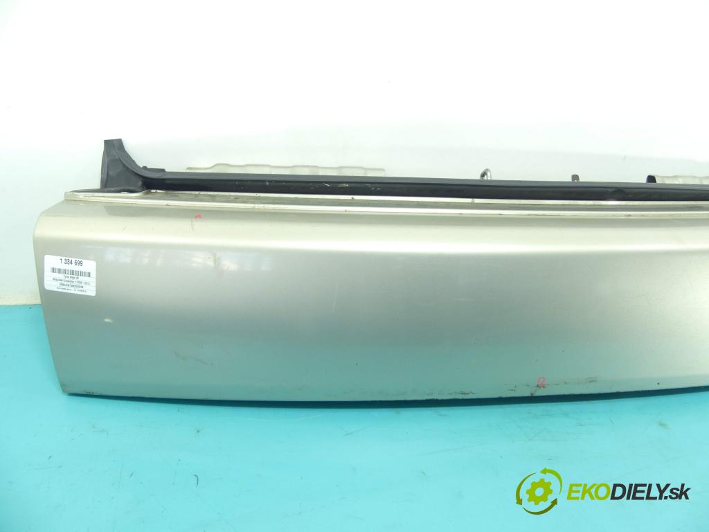 Mitsubishi Outlander II 2006-2013 2.2 DI-D 156 hp manual 115 kW 2179 cm3 5- zadní kufrové dveře  (Zadní kapoty)