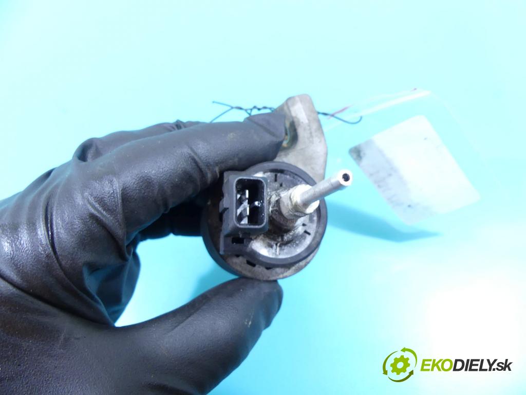 Mazda 5  2005-2010 2.0 citd 143 hp manual 105 kW 1998 cm3 5- čerpadlo paliva webasto 22451704 (Webasto ohřívače)