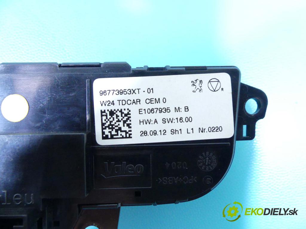 Peugeot 508 2010-2018 2.0 hdi 163 HP automatic 120 kW 1997 cm3 4- panel kúrenia 96773953XT