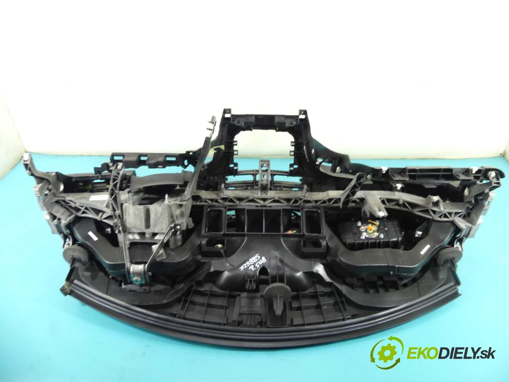 Peugeot 508 2010-2018 2.0 hdi 163 HP automatic 120 kW 1997 cm3 4- kokpit,pristrojová doska rozdeľovacia
