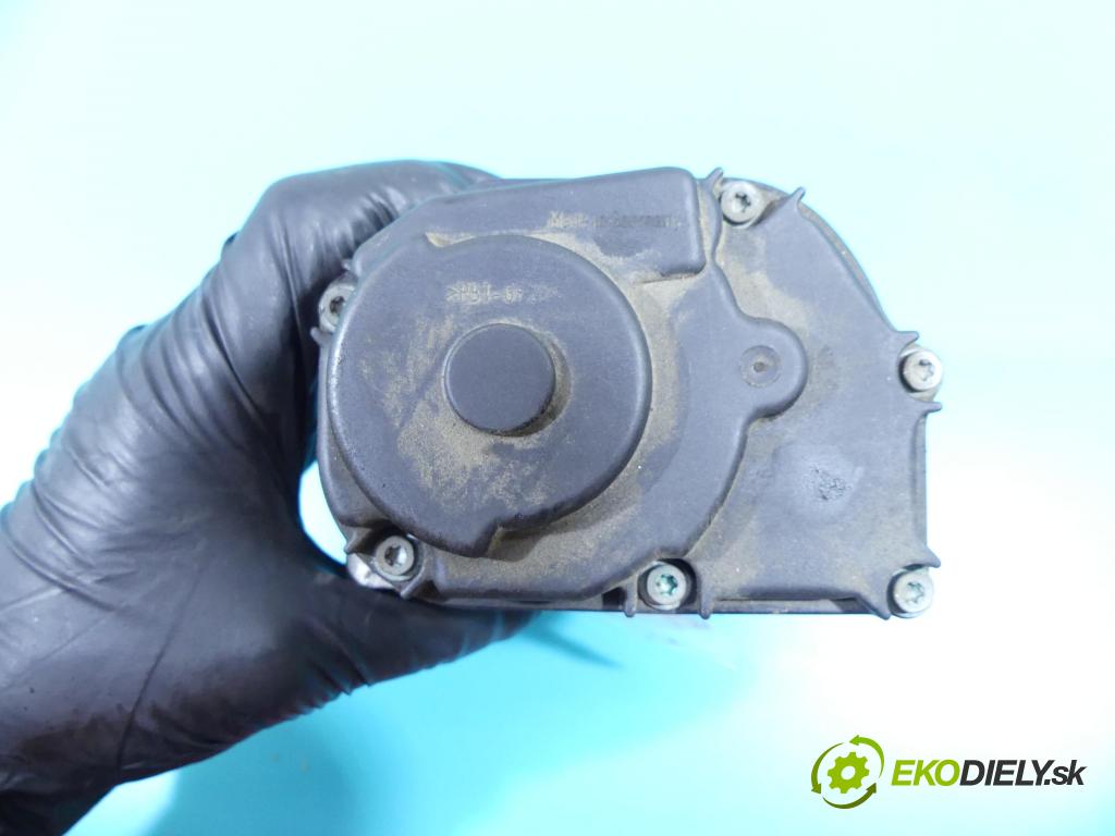 Audi A6 C5 1997-2004 2.4 V6 165 HP manual 121 kW 2393 cm3 4- klapka 078133063AG (Škrtiace klapky)