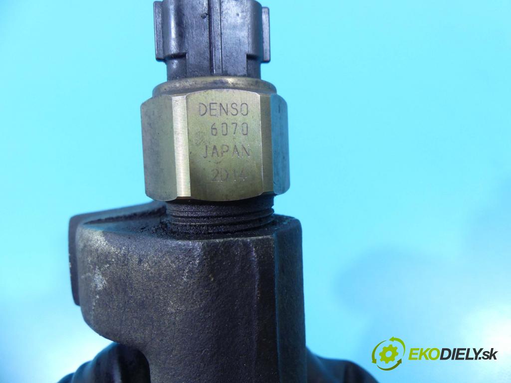 Nissan Primera P12 2001-2007 2.2 dci 126 HP manual 93 kW 2184 cm3 5- lišta vstrekovacia  (Vstrekovacie lišty)