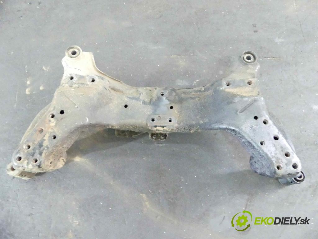 Nissan Primera P12 2001-2007 2.2 dci 126 hp manual 93 kW 2184 cm3 5- výztuha motoru