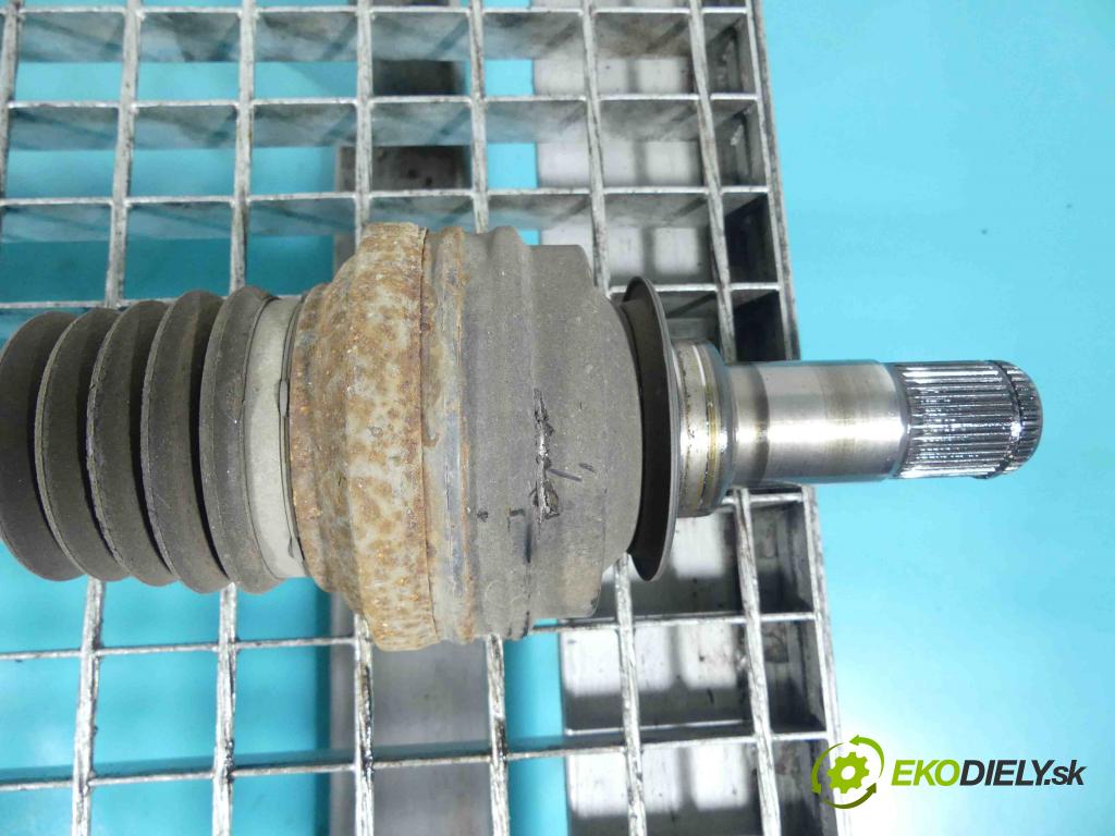 Vw Touareg II 2010-2018 3.0 tdi 245KM automatic 180 kW 2999 cm3 5- poloos ľavé 7P0501201 (Poloosy)