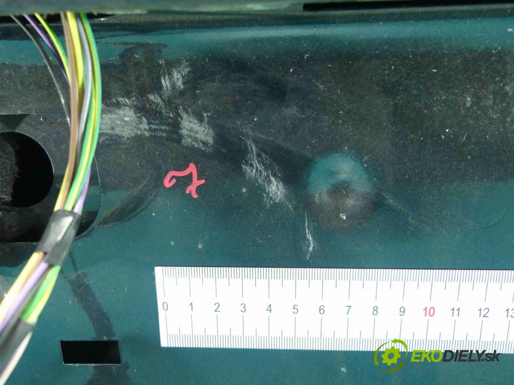 Citroen C6 2005-2012 2.7 hdi 204 hp automatic 150 kW 2720 cm3 4- zadní kufrové dveře  (Zadní kapoty)