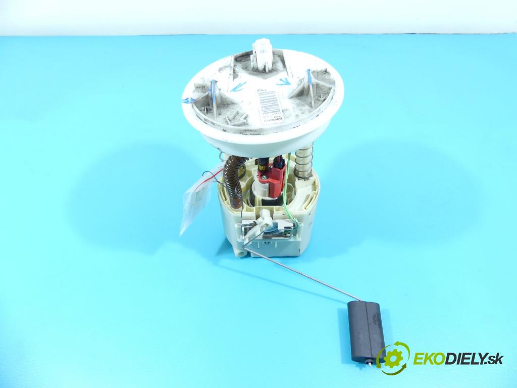 Ford Fusion 1.4 16v 80 hp manual 59 kW 1388 cm3 5- čerpadlo paliva KWN831