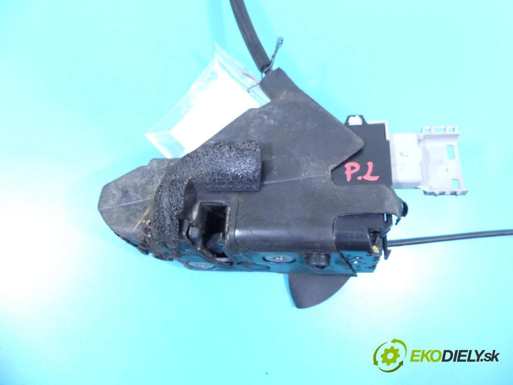 Citroen C6 2005-2012 2.7 hdi 204 hp automatic 150 kW 2720 cm3 4- zámek přední levý 9686676880