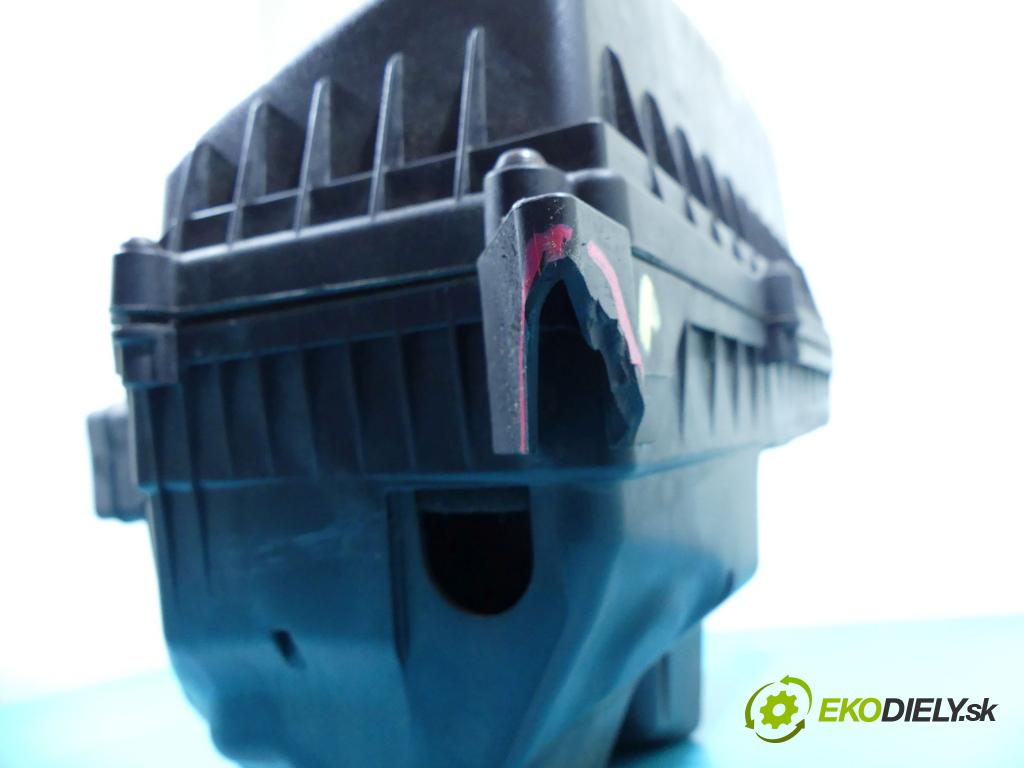 Volvo V60 I 2010-2018 2.0 D3 163 HP automatic 120 kW 1984 cm3 5- obal filtra vzduchu 30792196 (Obaly filtrov vzduchu)