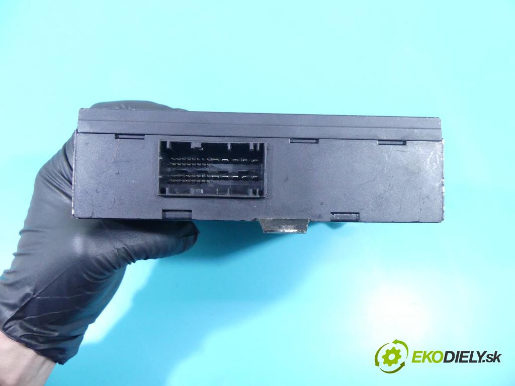 Bmw X5 E53 1999-2006 3.0 R6 231 HP automatic 170 kW 2979 cm3 5- Zesilovač: 8379376 (Zosilňovače)