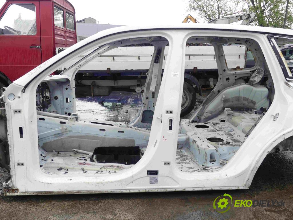 Vw Touareg II 2010-2018 3.0 tdi 245KM automatic 180 kW 2999 cm3 5- práh levý  (Ostatní)