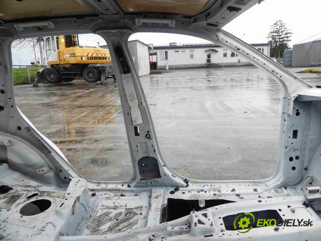 Vw Touareg II 2010-2018 3.0 tdi 245KM automatic 180 kW 2999 cm3 5- práh levý  (Ostatní)