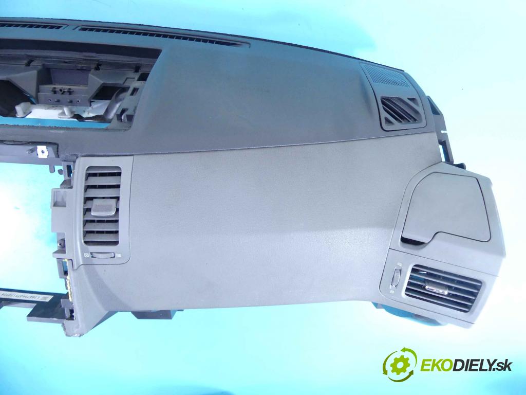 Nissan X-trail II T31 2008-2013 2.0 dci 150 HP manual 110 kW 1995 cm3 5- kokpit,pristrojová doska rozdeľovacia