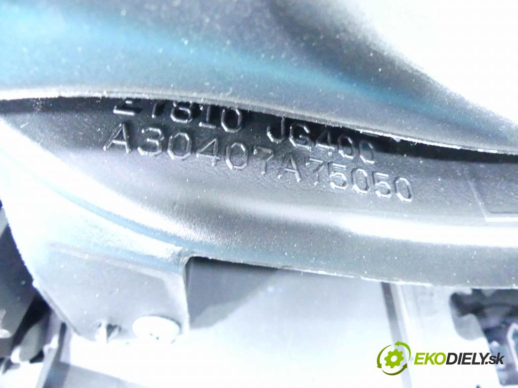 Nissan X-trail II T31 2008-2013 2.0 dci 150 HP manual 110 kW 1995 cm3 5- kokpit,pristrojová doska rozdeľovacia
