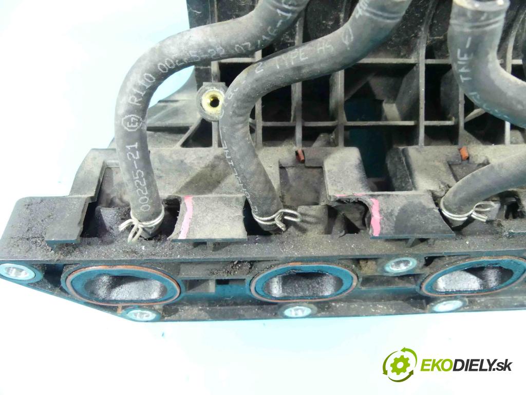 Fiat Stilo 1.4 16v 95 HP manual 70 kW 1368 cm3 5- zvod nasávací 0261230030 (Sacie potrubia)