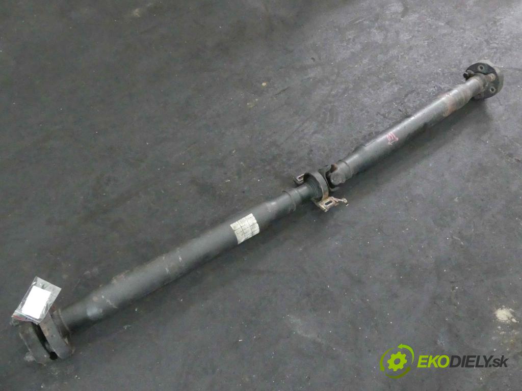 Mercedes C W203 2000-2007 2.0 kompressor 163 HP manual 120 kW 1998 cm3 4- Hřídel:  (Kardaňové hriadele)