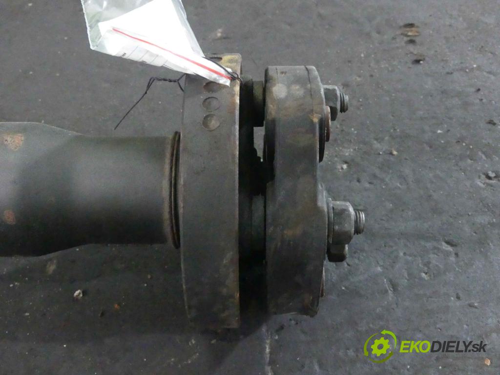 Mercedes C W203 2000-2007 2.0 kompressor 163 HP manual 120 kW 1998 cm3 4- Hřídel:  (Kardaňové hriadele)