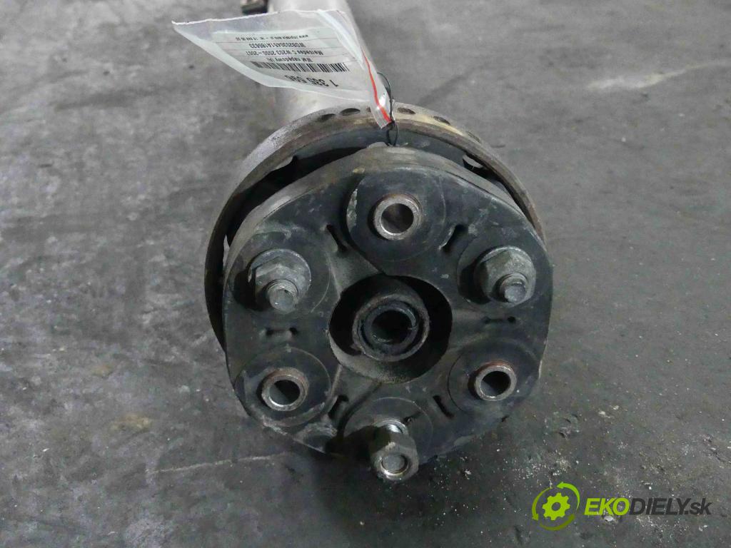 Mercedes C W203 2000-2007 2.0 kompressor 163 HP manual 120 kW 1998 cm3 4- Hřídel:  (Kardaňové hriadele)