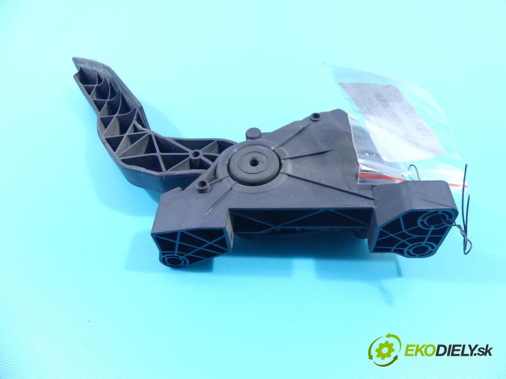 Opel Vectra C 2002-2008 1.9 cdti 150 HP manual 110 kW 1910 cm3 5- pedále 9186724 (Pedále)