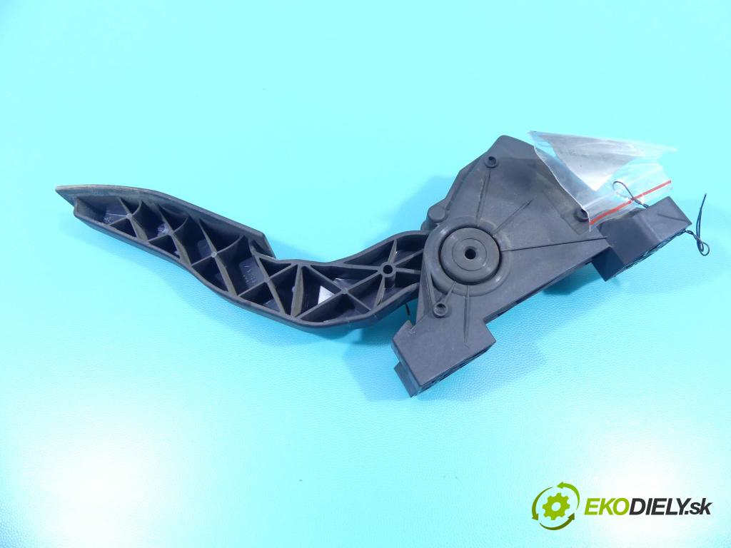 Opel Vectra C 2002-2008 1.9 cdti 150 HP manual 110 kW 1910 cm3 5- pedále 9186724 (Pedále)