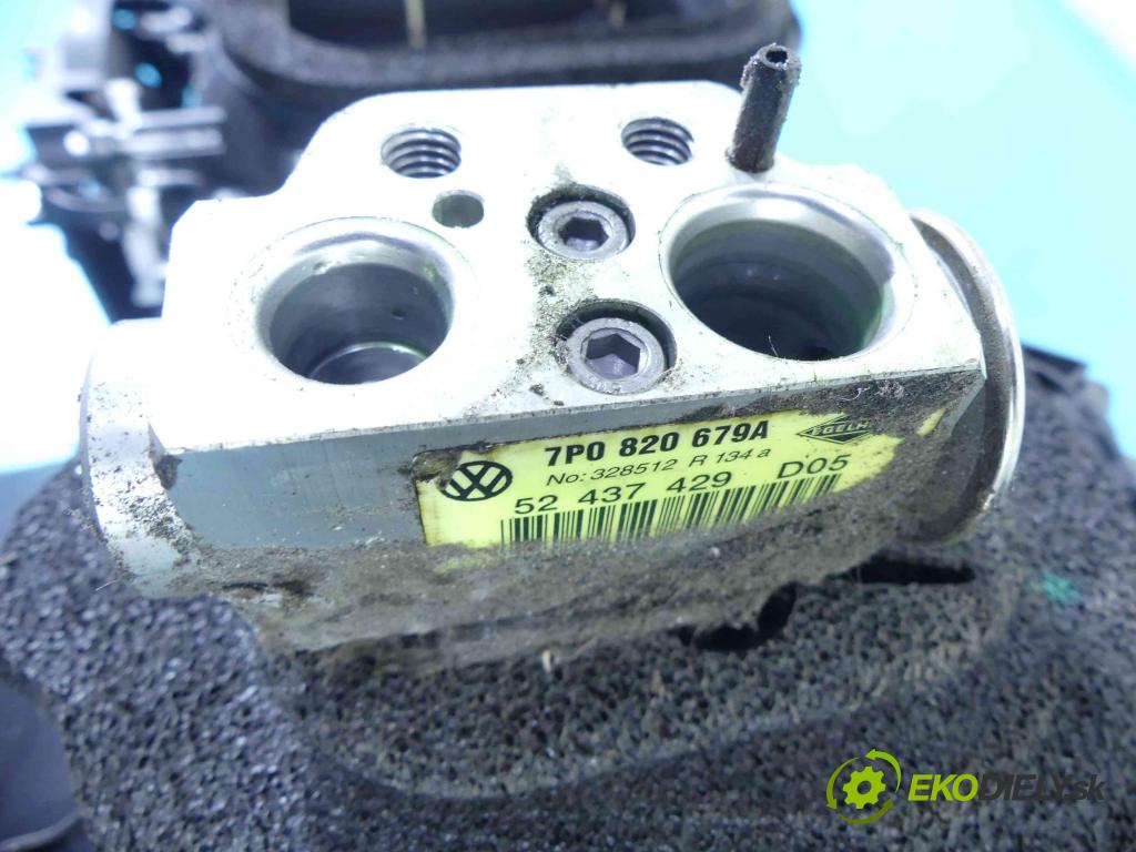 Vw Touareg II 2010-2018 3.0 tdi 245KM automatic 180 kW 2999 cm3 5- radiátor 52422877 (Radiátory topení)