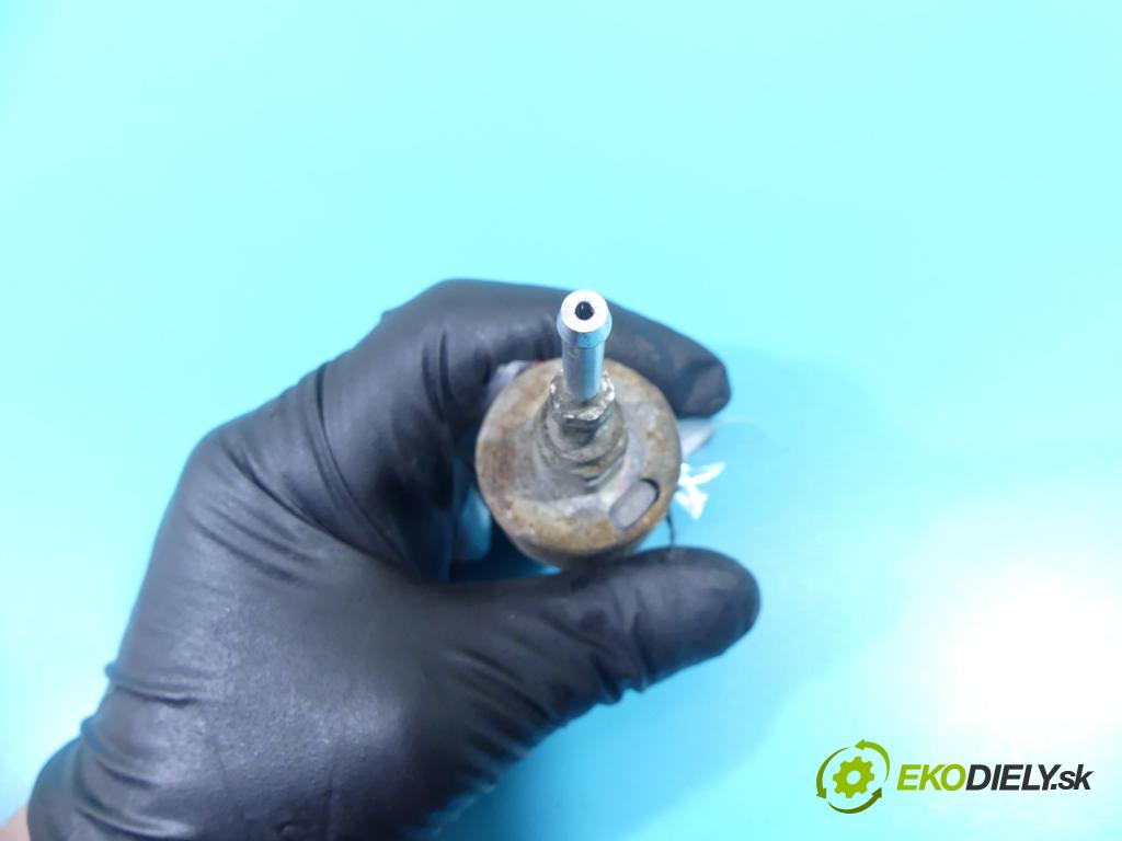 Vw Touareg II 2010-2018 3.0 tdi 245KM automatic 180 kW 2999 cm3 5- čerpadlo paliva webasto 8K0963303 (Webasto ohřívače)