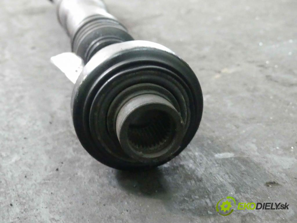 Vw Touareg II 2010-2018 3.0 tdi 245KM automatic 180 kW 2999 cm3 5- Hřídel: 7P0521101G (Kardaňové hriadele)