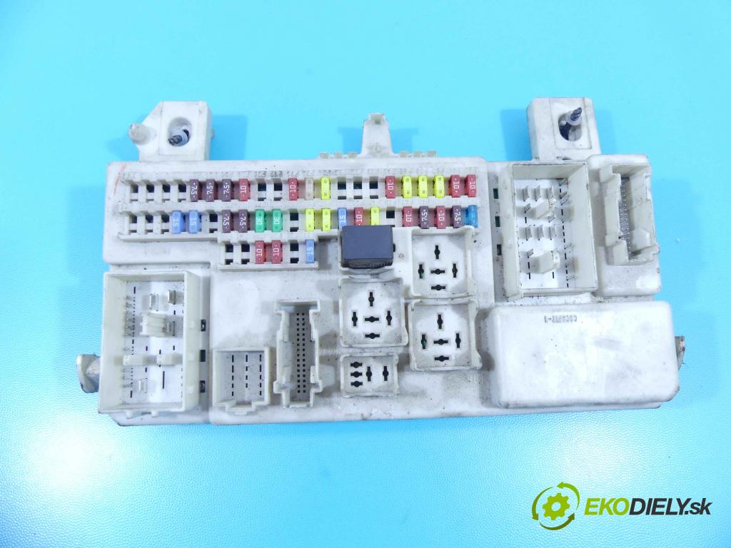 Mazda 3 I BK 2003-2009 1.6b 105 HP manual 77 kW 1598 cm3 4- modul riadiaca jednotka 519050090 (Ostatné)