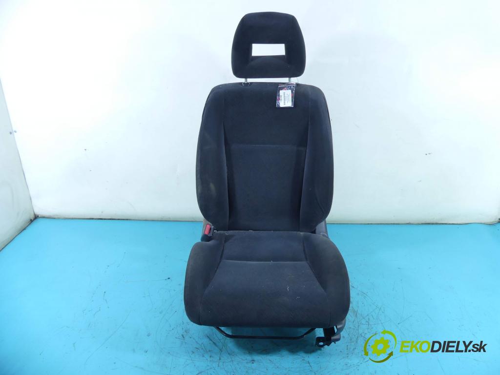 Honda Civic VII 2000-2006 1.7 16v 124hp automatic 91 kW 1698 cm3 2- Sedačka ľavý  (Sedačky, sedadlá)