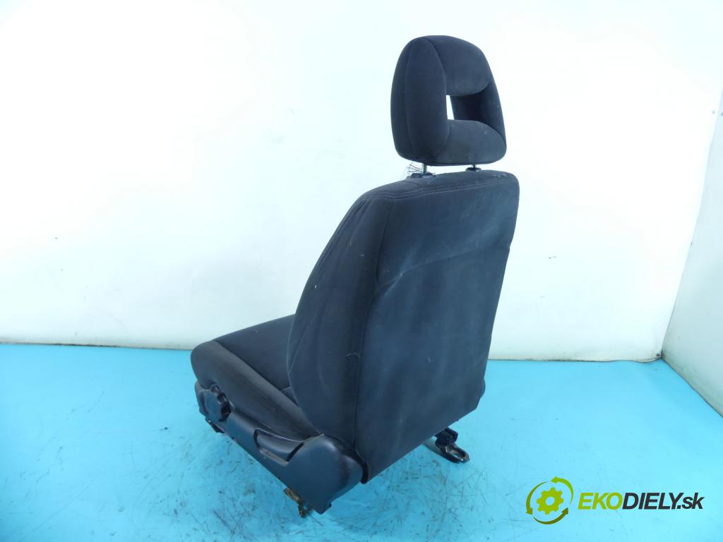 Honda Civic VII 2000-2006 1.7 16v 124hp automatic 91 kW 1698 cm3 2- Sedačka ľavý  (Sedačky, sedadlá)
