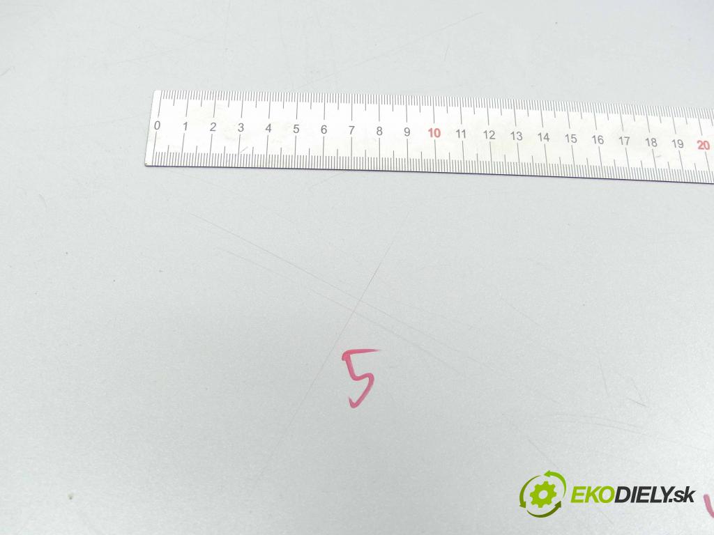 Honda Civic VII 2000-2006 1.7 16v 124 hp automatic 91 kW 1698 cm3 2- zadní kufrové dveře  (Zadní kapoty)