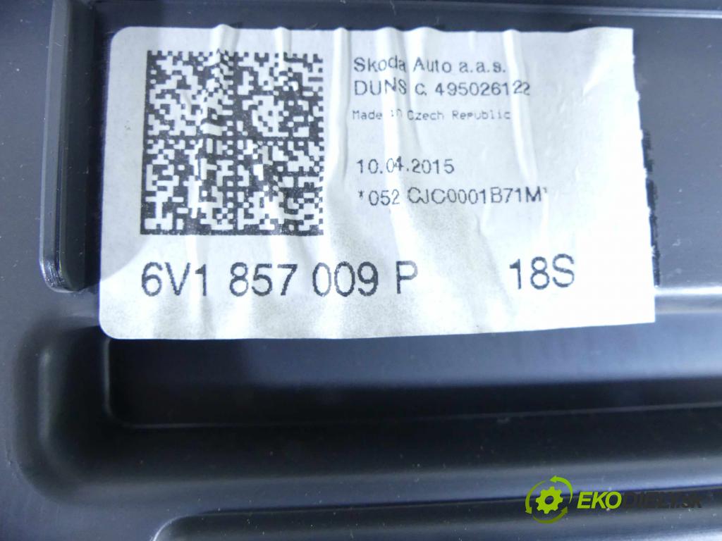 Skoda Fabia III 2014- 1.4 tdi 105 HP manual 77 kW 1422 cm3 5- kokpit,pristrojová doska rozdeľovacia