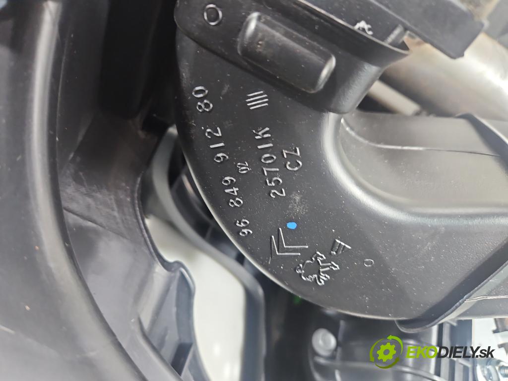 Citroen C3 Picasso 2008-2017 1.4 16V 95 hp manual 70 kW 1397 cm3 5- kokpit,přistrojova deska