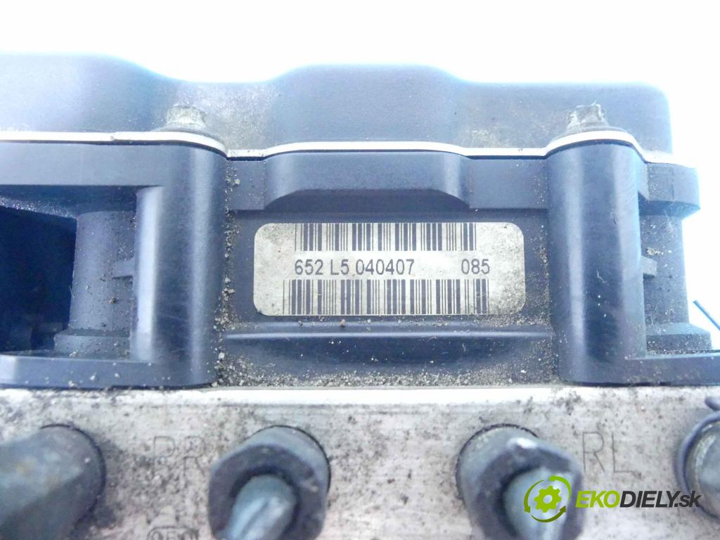 Toyota Auris I 2006-2013 2.0 D4D 126 HP manual 93 kW 1998 cm3 5- čerpadlo abs 0265950512 (Pumpy ABS)